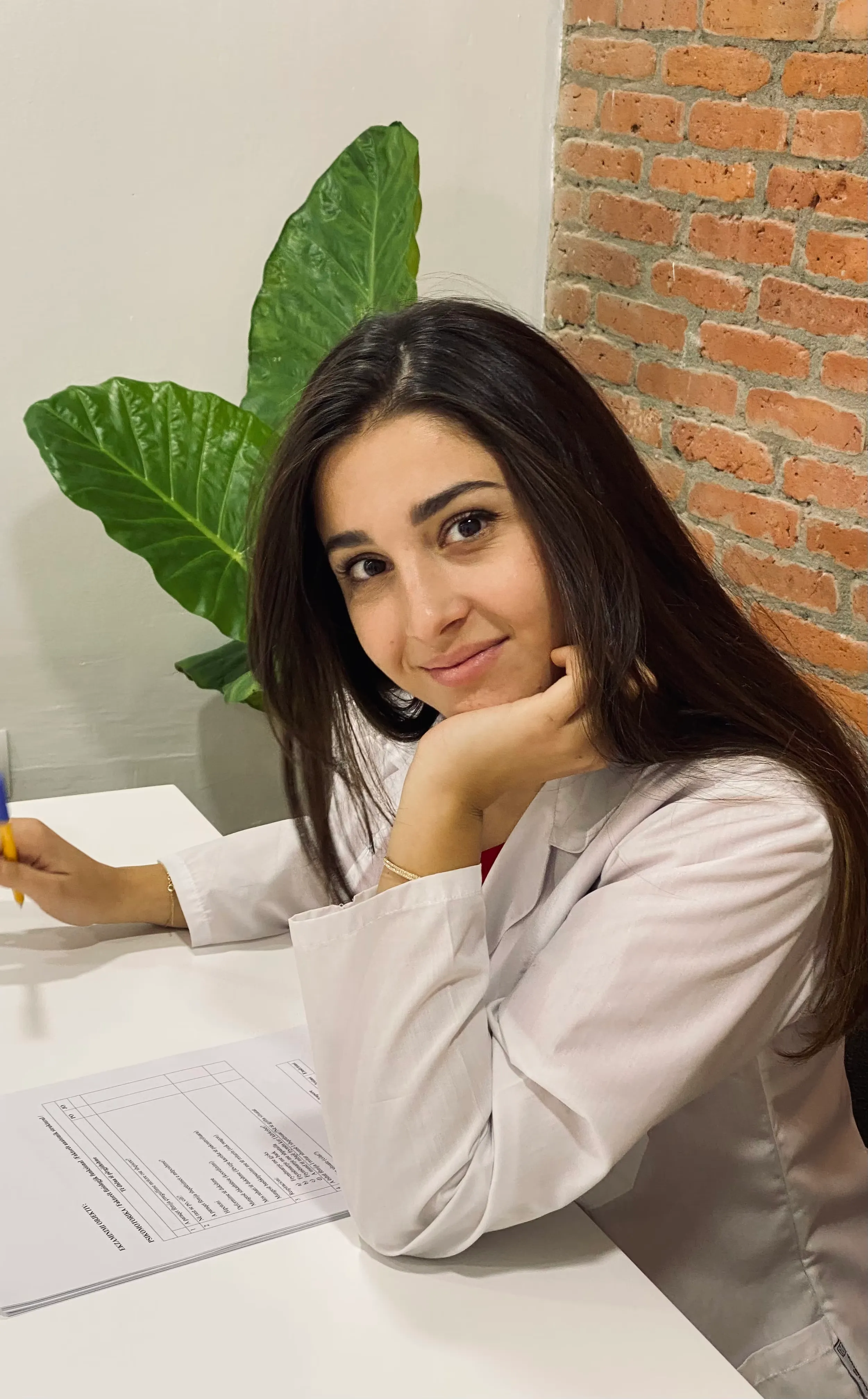 Dea Fezollari, logopede dhe terapiste ABA